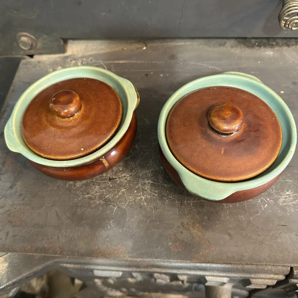 Vintage 1940s Red Wing Provincial Oomph‎ Individual Lidded Casserole Soup Dishes